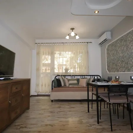 Relax Apartment Varna Exterior photo